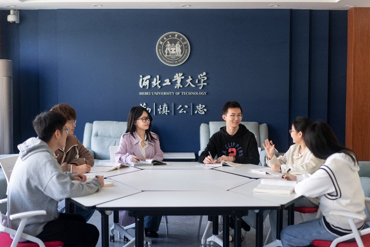 澳娱娱乐app手机版登录前身是创办于
